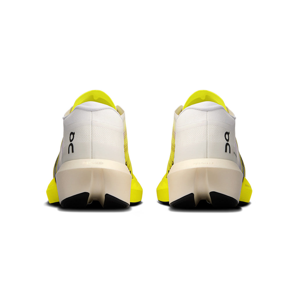 ON CLOUDBOOM STRIKE 2 - WHITE/LIME
