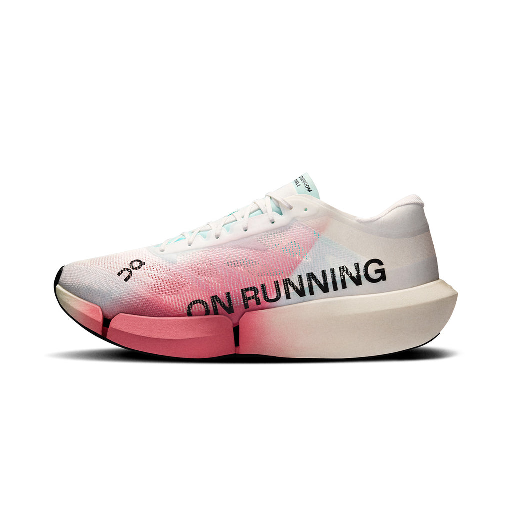 ON CLOUDBOOM STRIKE 2 - WHITE/CAMELIA