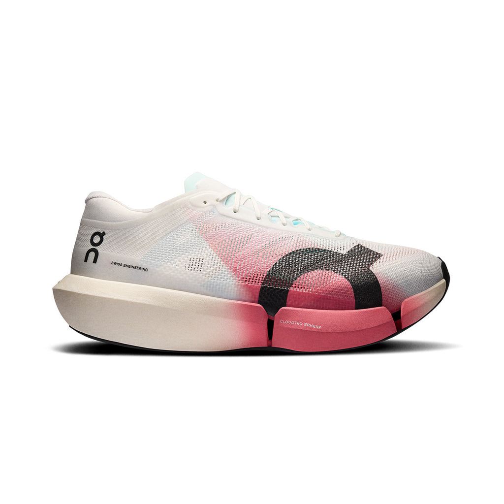 ON CLOUDBOOM STRIKE 2 - WHITE/CAMELIA