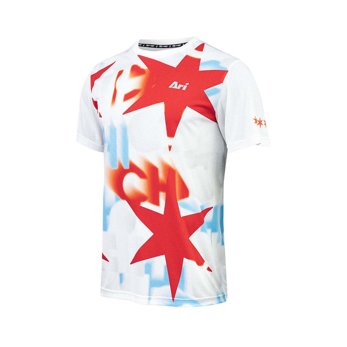 ARI ADEPT CHICAGO25 GRAPHIC RUNNING TEE - WHITE/RED/BLUE