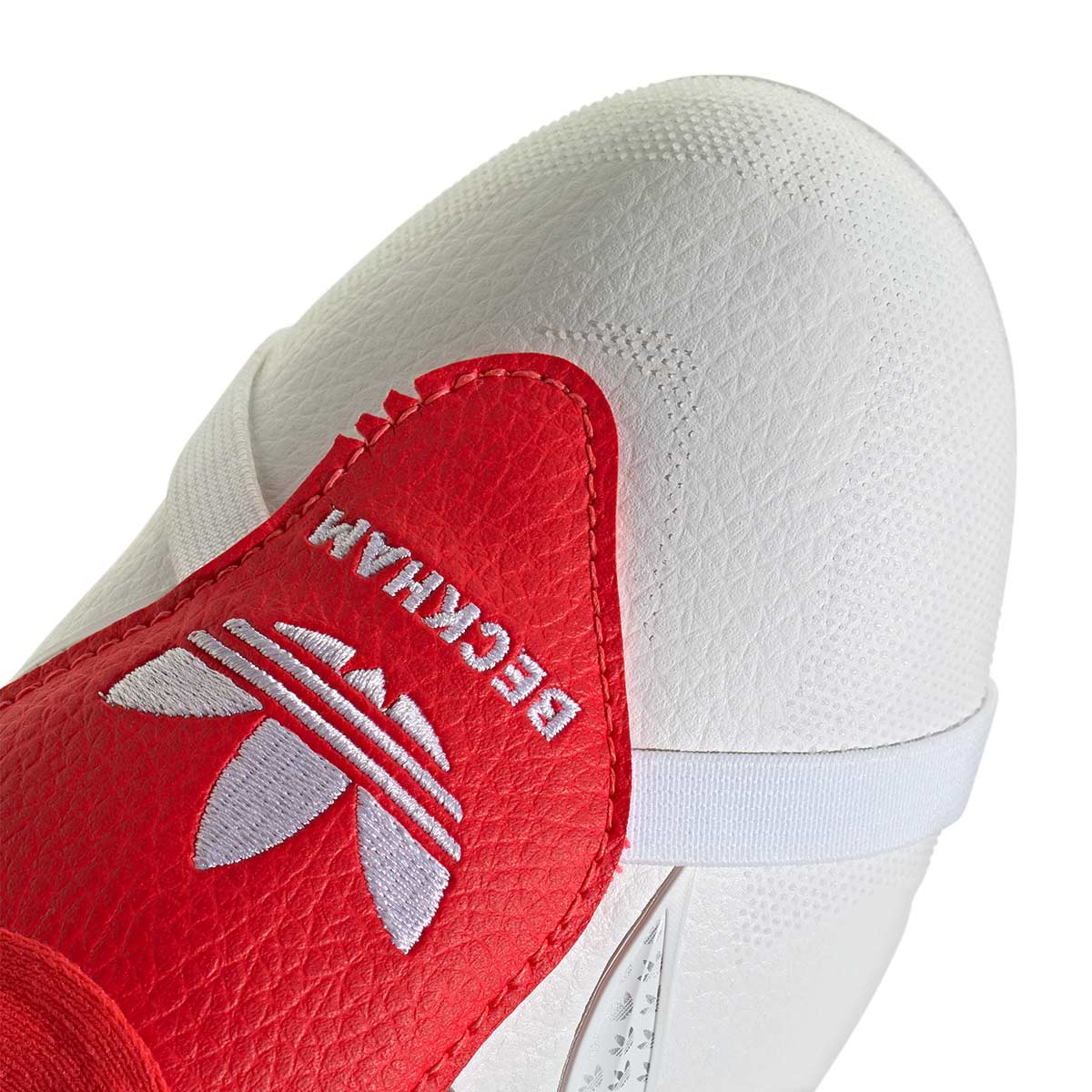 ADIDAS PREDATOR DAVID BECKHAM LEAGUE FT FG J - FTWR WHITE/SILVER MET/LUCID RED
