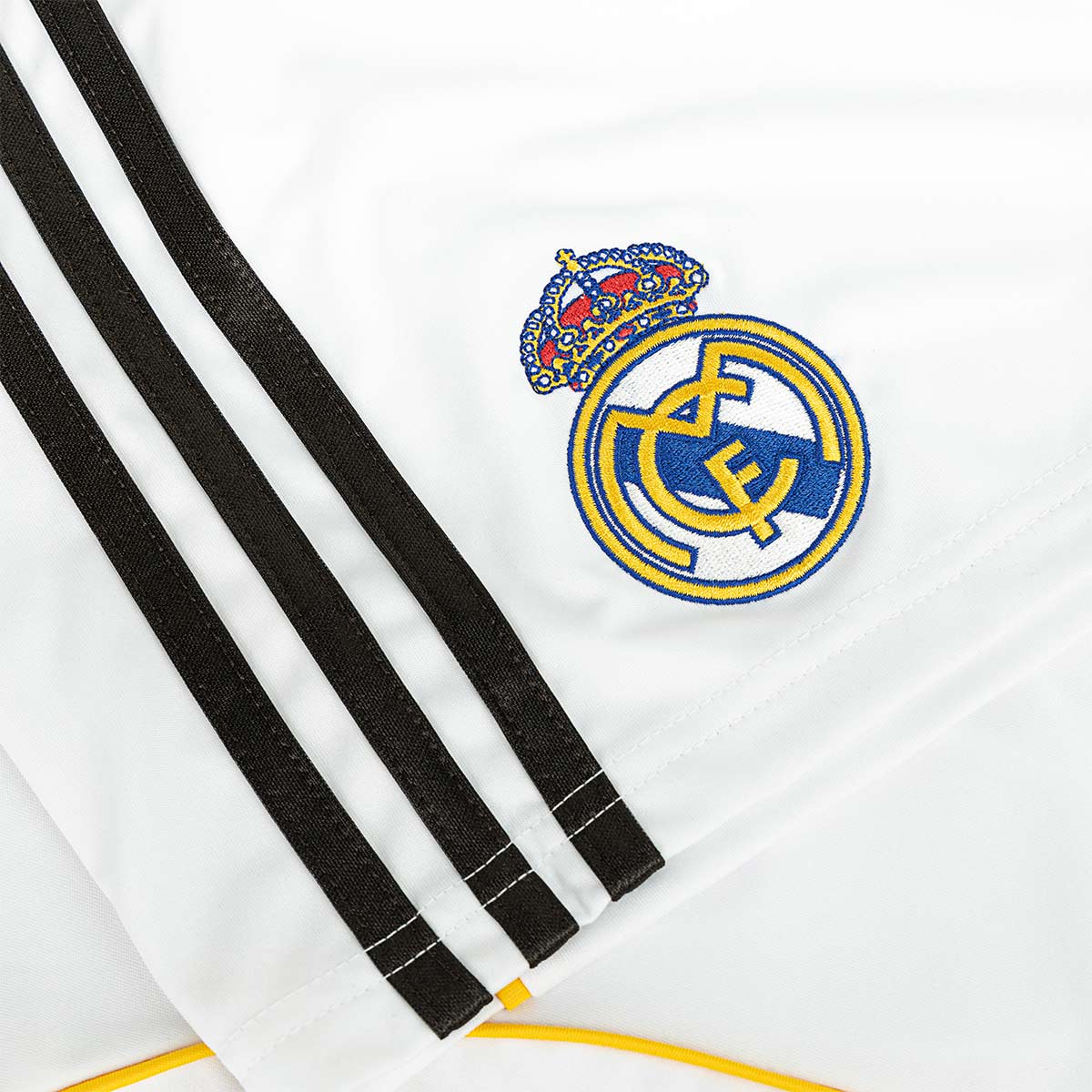 ADIDAS REAL MADRID 2025/2026 HOME KIDS SHORTS - WHITE