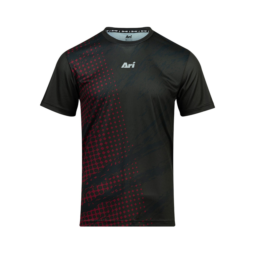 ARI ADEPT BERLIN26 GRAPHIC RUNNING TEE - BLACK/RED/YELLOW