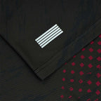 ARI ADEPT BERLIN26 GRAPHIC RUNNING TEE - BLACK/RED/YELLOW