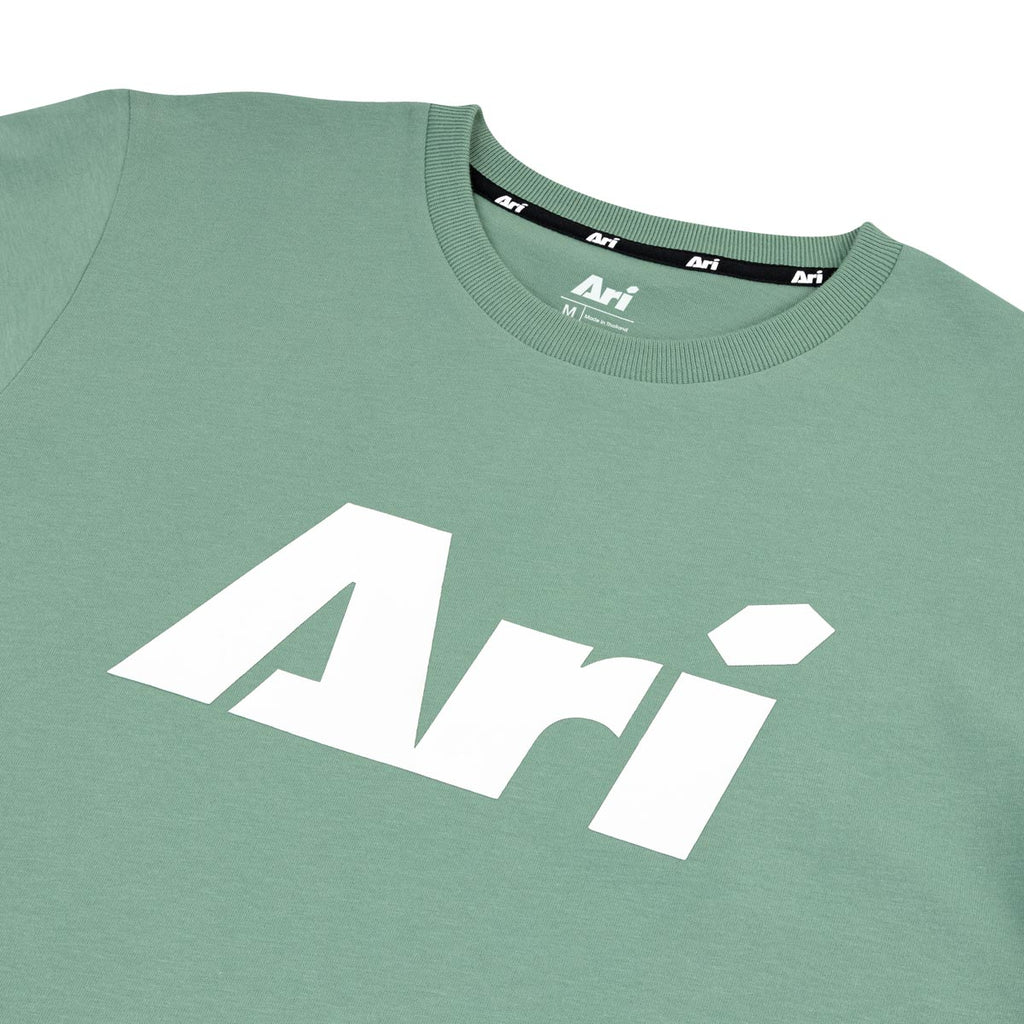 ARI ADEPT ICON TEE - SMOKE GREEN/WHITE/SMOKE GREEN