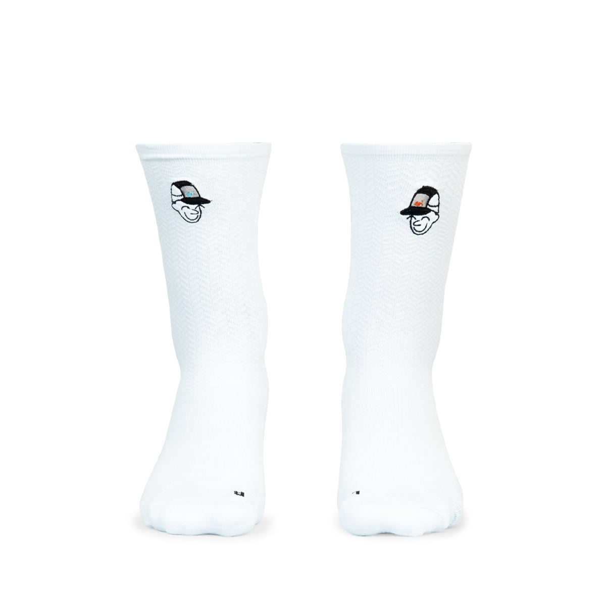 ARI ADEPT RUNNA CREW RUNNING SOCKS 3 PAIRS PACK - WHITE/BLACK/WHITE