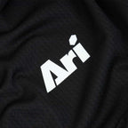 ARI ESSENTIAL STEP RUNNING TEE - BLACK/BLACK/WHITE