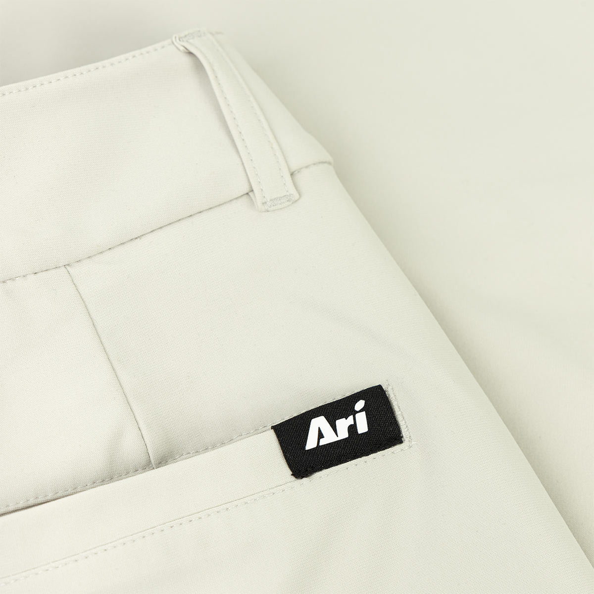 ARI WOMEN ADEPT GOLF SKORTS - BEIGE/BEIGE/WHITE