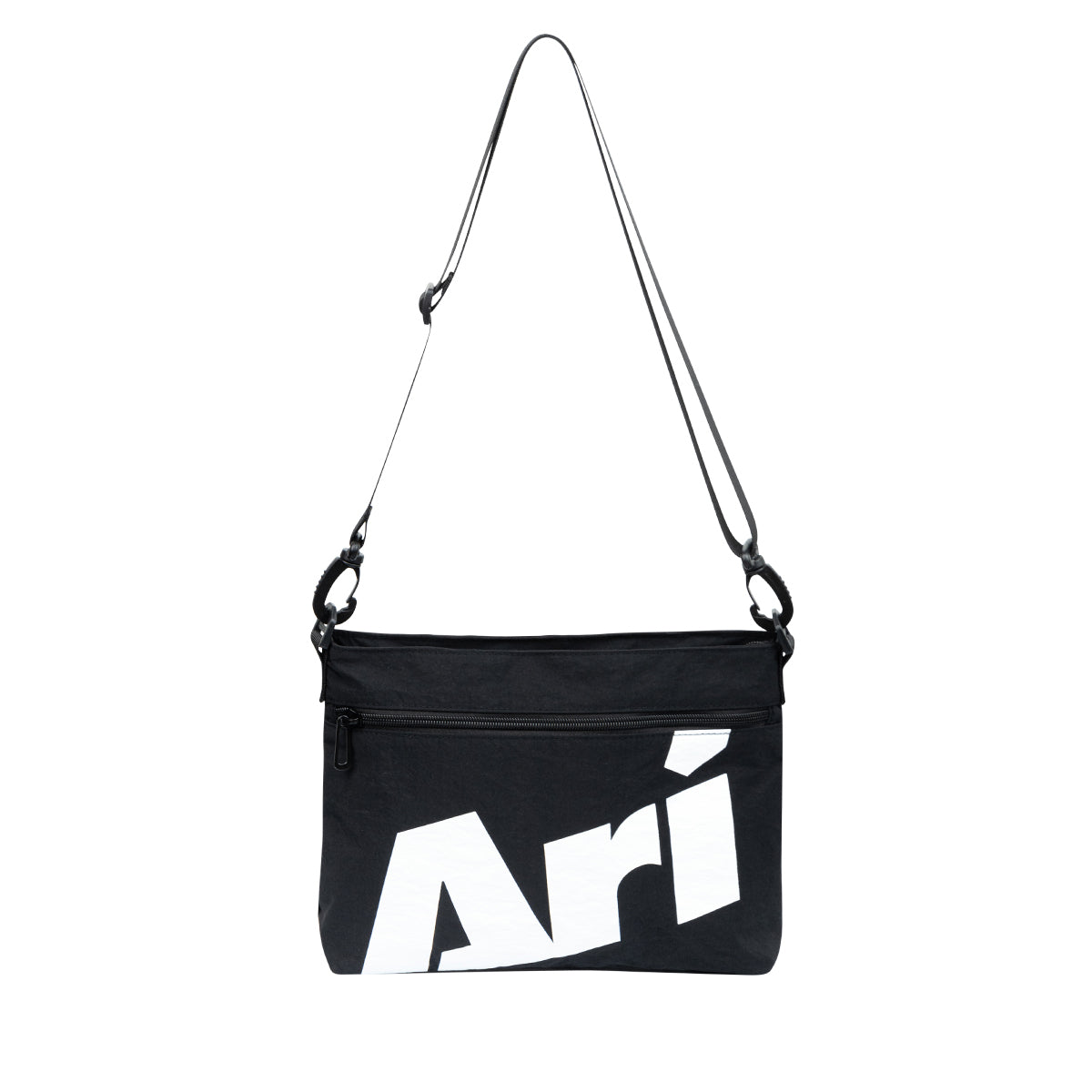 ARI ESSENTIAL SACOCHE BAG - BLACK/WHITE/BLACK