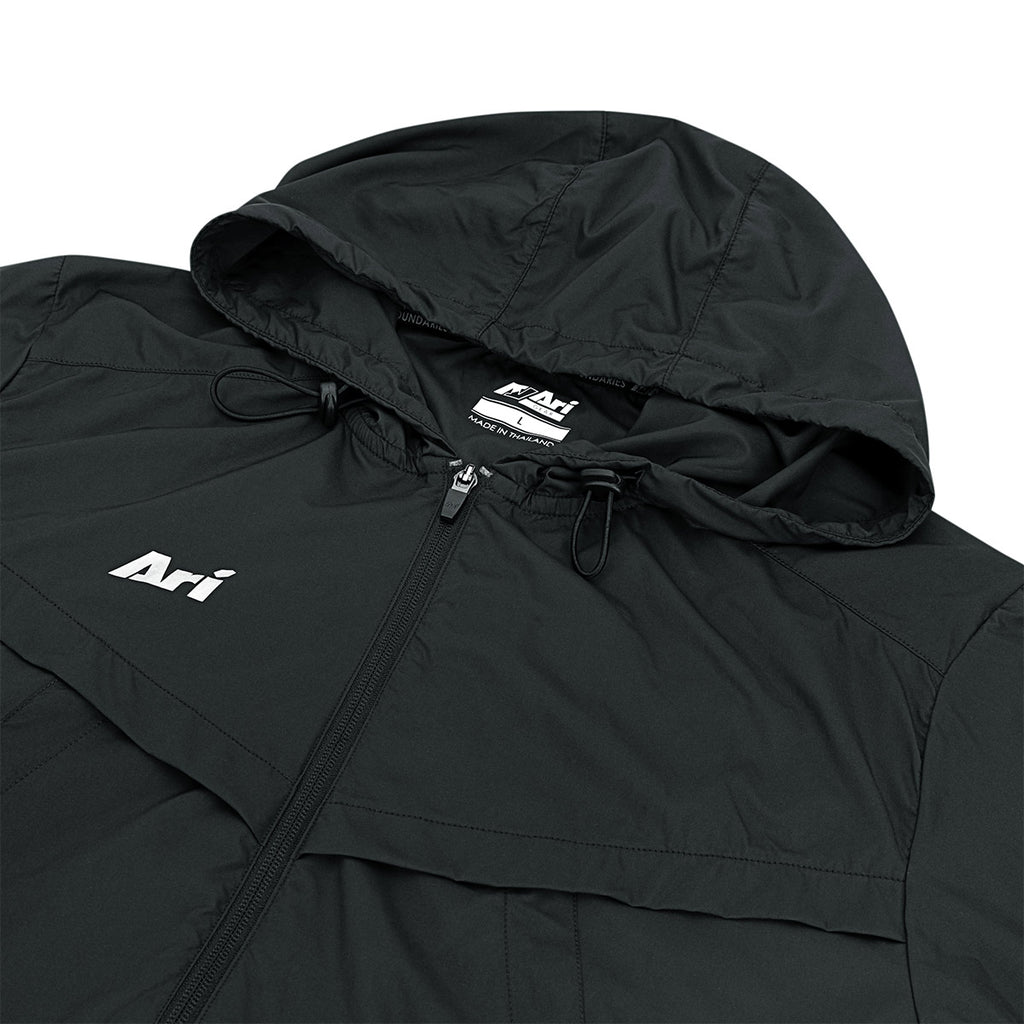 ARI ESSENTIAL WINDBREAKER JACKET - BLACK/SILVER/WHITE