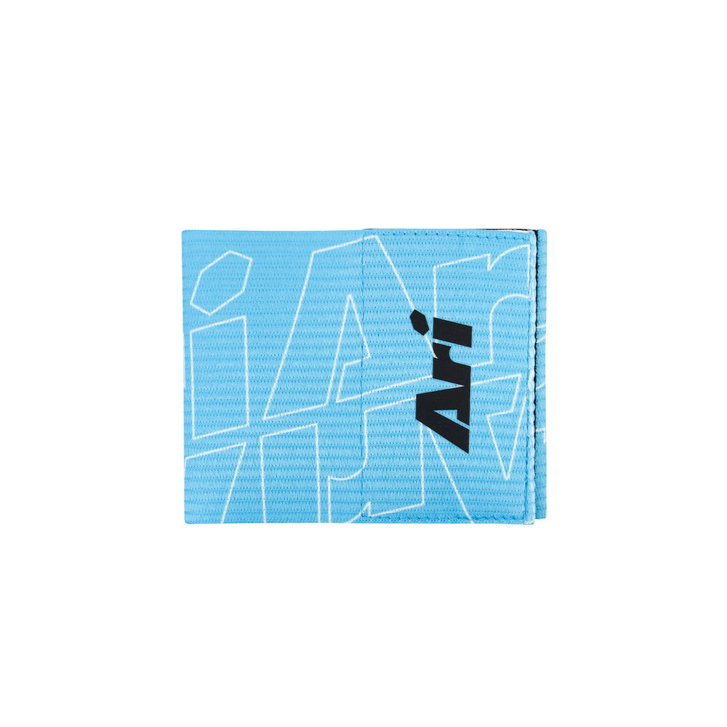 ARI KIDS ESSENTIAL CAPTAIN ARMBAND - LIGHT BLUE/BLACK/WHITE