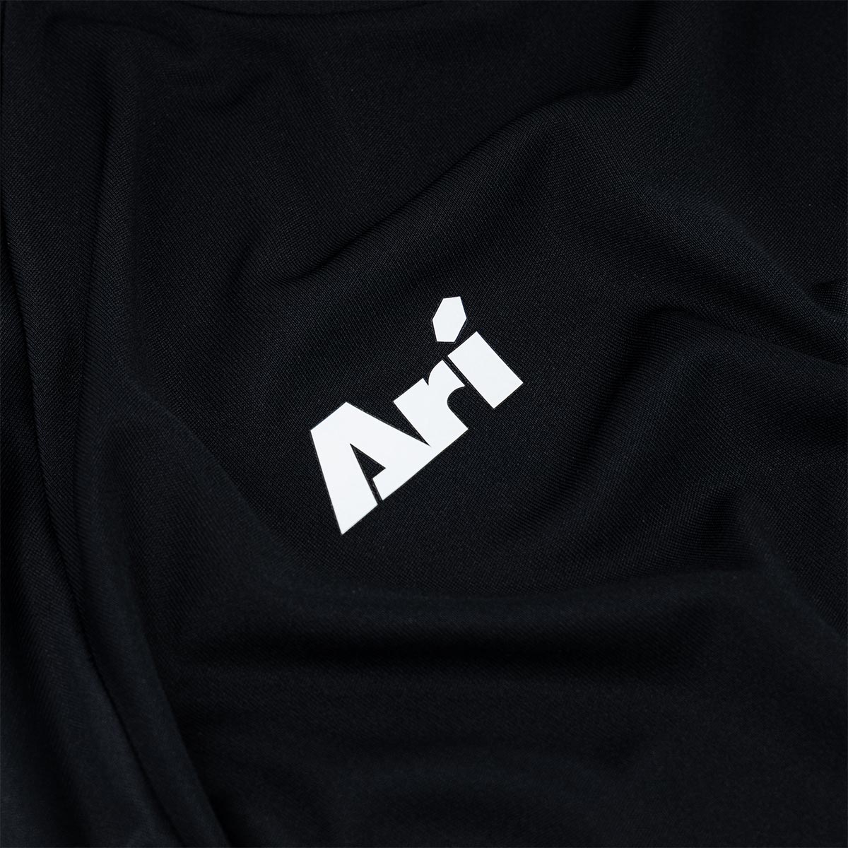 ARI KIDS ESSENTIAL TEAM JERSEY - BLACK/BLACK/BLACK
