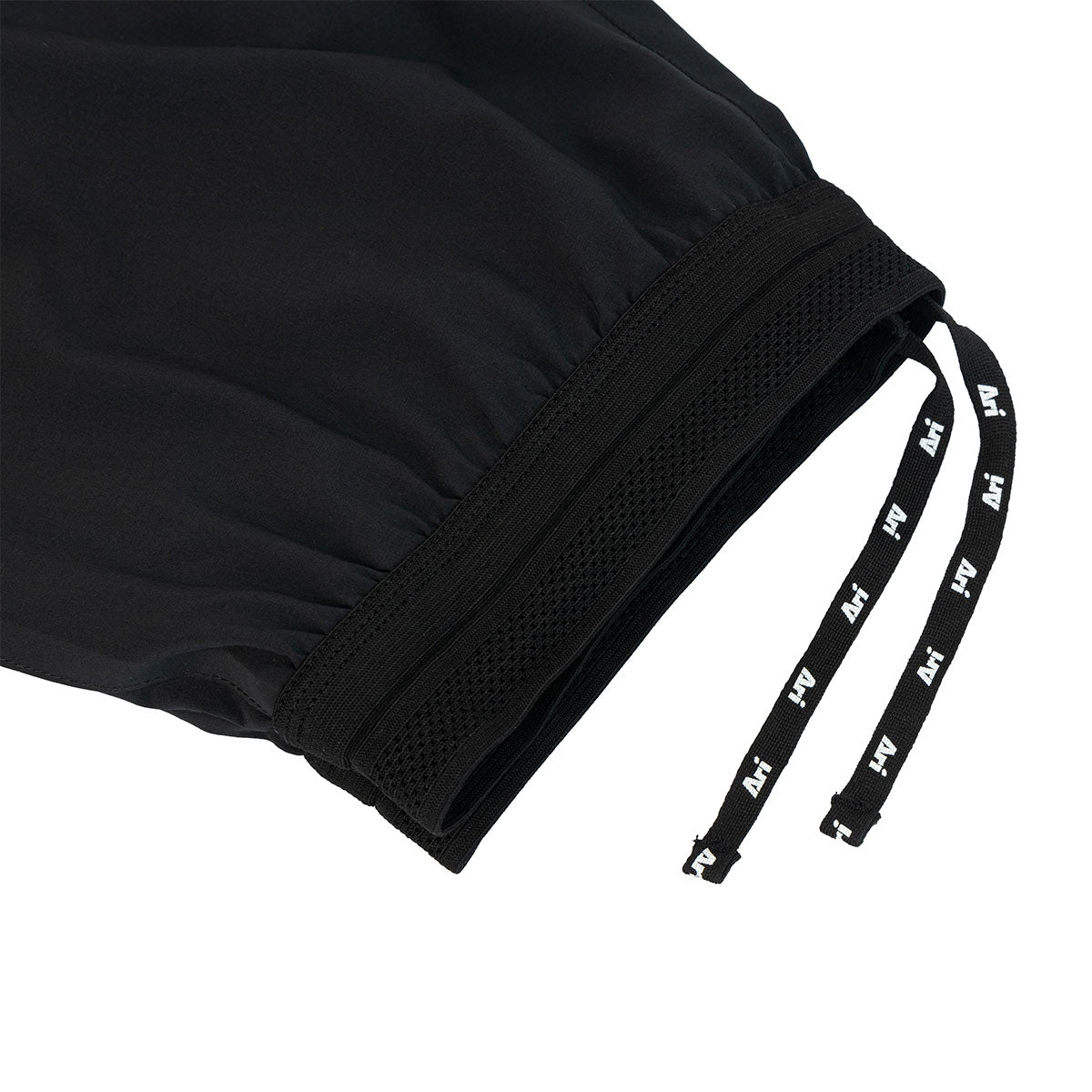 ARI MEN ELITE 3 INCHES RUNNING SHORT - BLACK/BLACK/SILVER