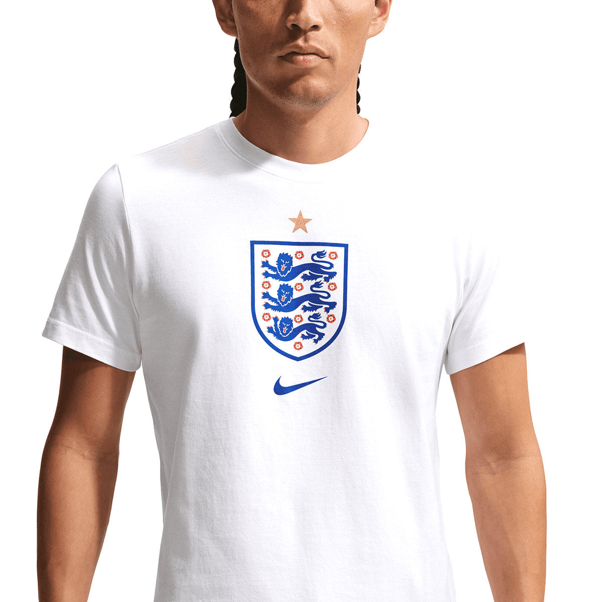 NIKE ENGLAND 2026 CHEST TEE - WHITE