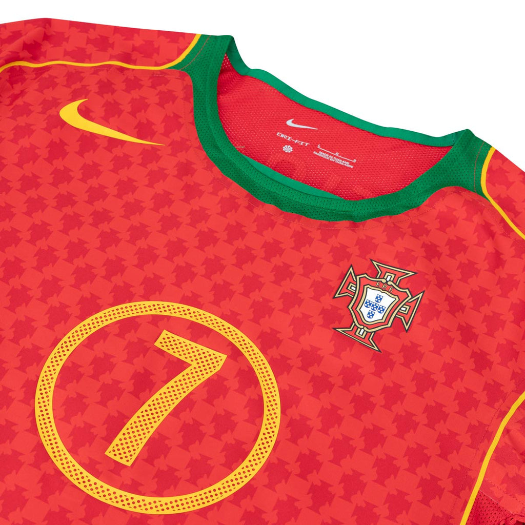 NIKE PORTUGAL 2004 RE ISSUE JERSEY EX - SPORT RED/PINE GREEN/YELLOW OCHRE
