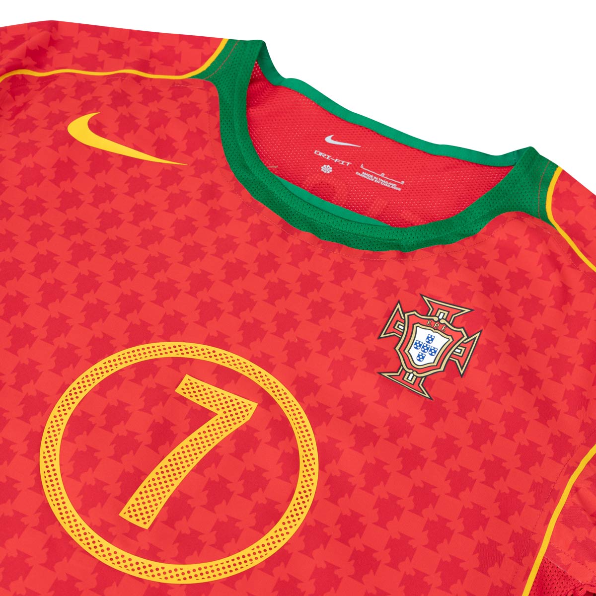 NIKE PORTUGAL 2004 RE ISSUE JERSEY EX - SPORT RED/PINE GREEN/YELLOW OCHRE