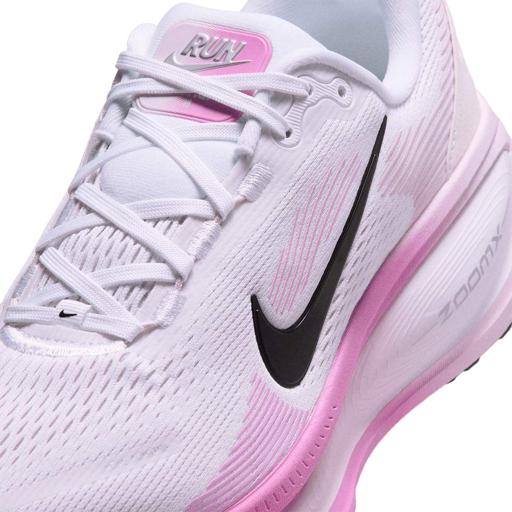 NIKE WOMEN VOMERO 18 - WHITE/BLACK/BLEACHEDLILAC/LTMAGENTA