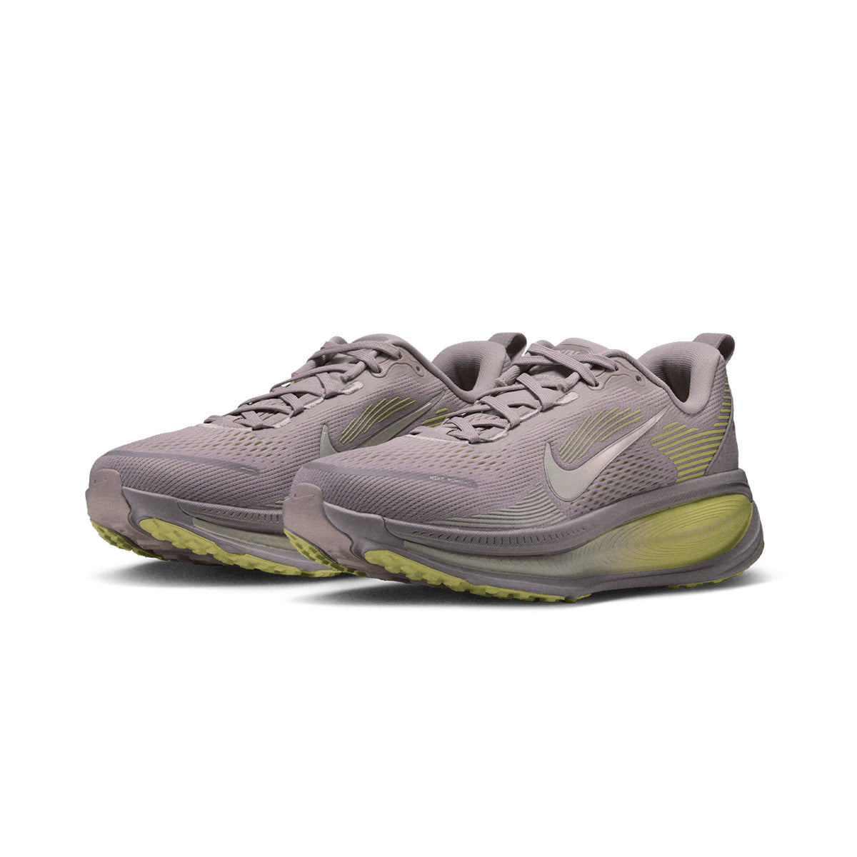 NIKE WOMEN VOMERO 18 - PARTICLEROSE/SAIL/SILVERLILAC/FENNEL