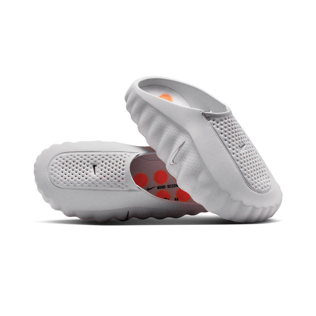 NIKE MEN MIND 001 - LTSMOKEGREY/CHROME/PHOTONDUST