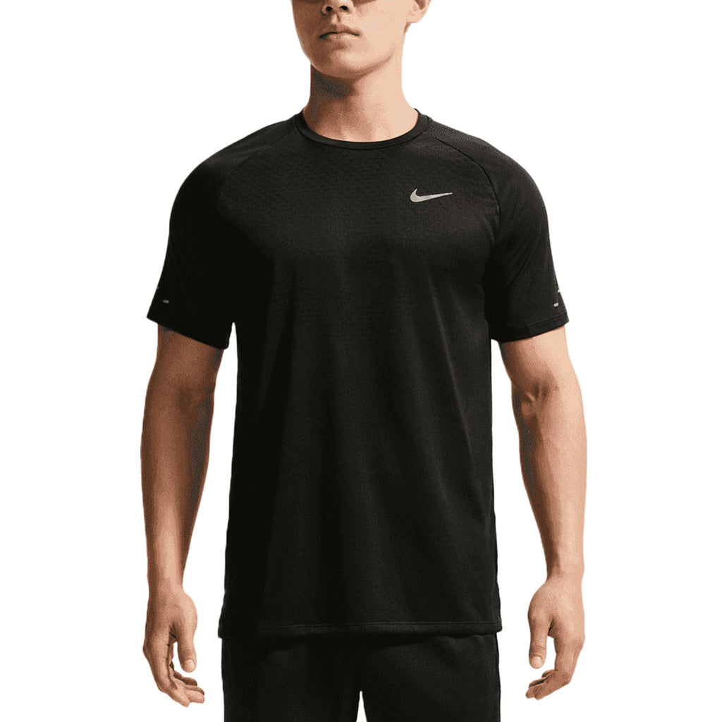 NIKE MEN STRIDE RUNNING SHORT SLEEVE TOP  - BLACK/REFLECTIVESILV