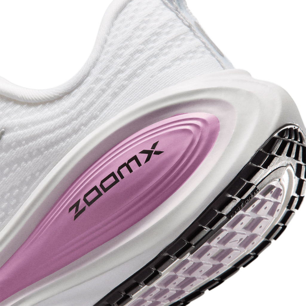 NIKE WOMEN VOMERO PLUS - WHITE/METALLICSILVER/BLEACHEDLILAC
