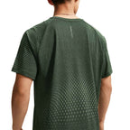 NIKE MEN AERO FIT SHORT SLEEVE RUNNING TOP - BLACK/VOLTAGEGREEN/REFLECTIVESILV