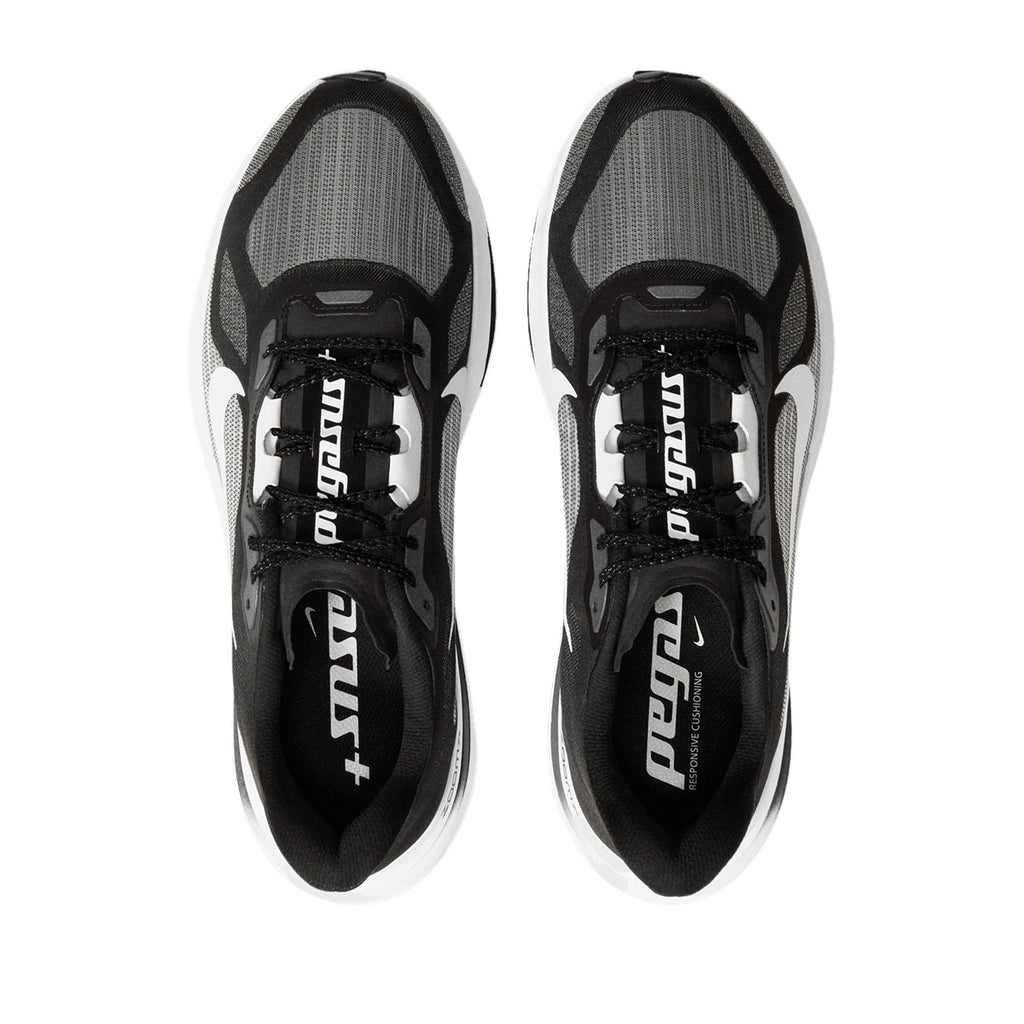 NIKE MEN PEGASUS PLUS 2 - BLACK/WHITE/SMOKEGREY