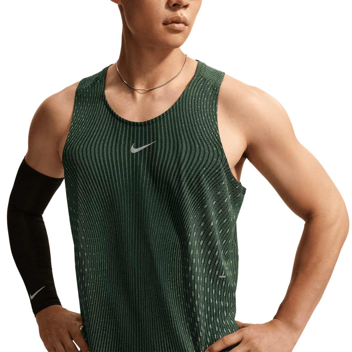 NIKE MEN AERO FIT RUNNING TANK TOP - BLACK/VOLTAGEGREEN/REFLECTIVESILV