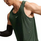 NIKE MEN AERO FIT RUNNING TANK TOP - BLACK/VOLTAGEGREEN/REFLECTIVESILV