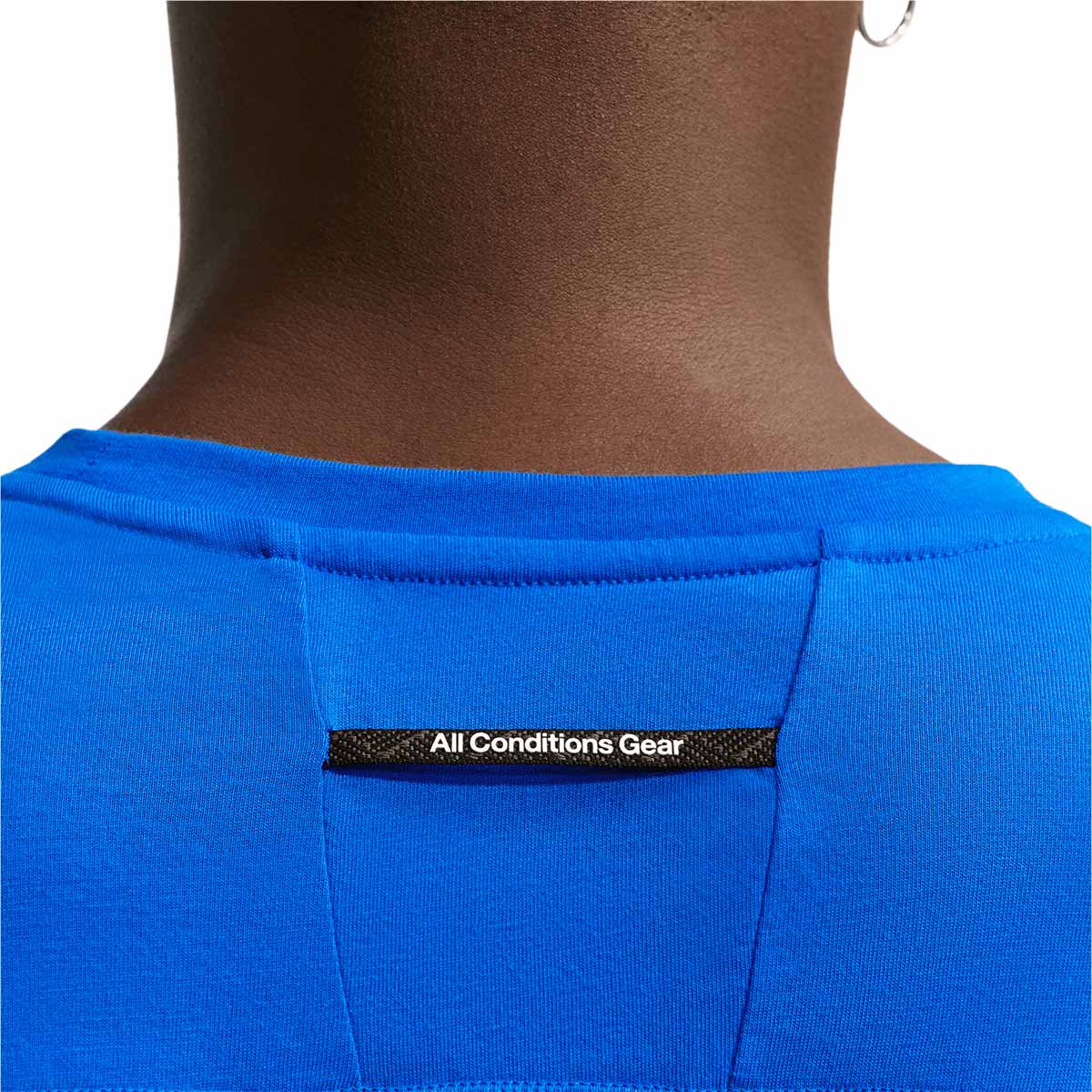 NIKE MEN ACG SOLAR CHASE TEE - HYPERROYAL/HYPERROYAL/SUMMITWHITE
