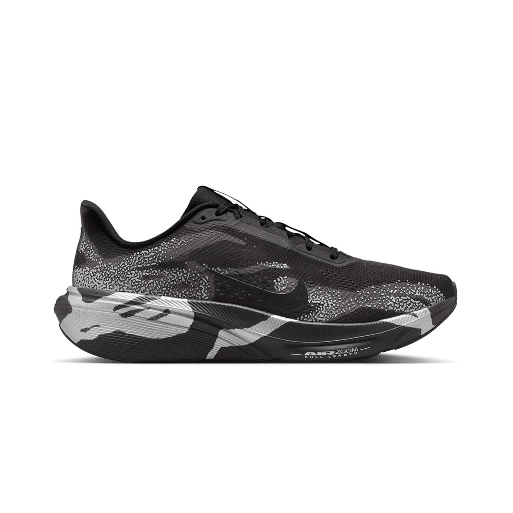 NIKE M AIR ZOOM PEGASUS 42 DSRPT - BLACK/BLACK/MEDIUMASH/METALLICSILVER