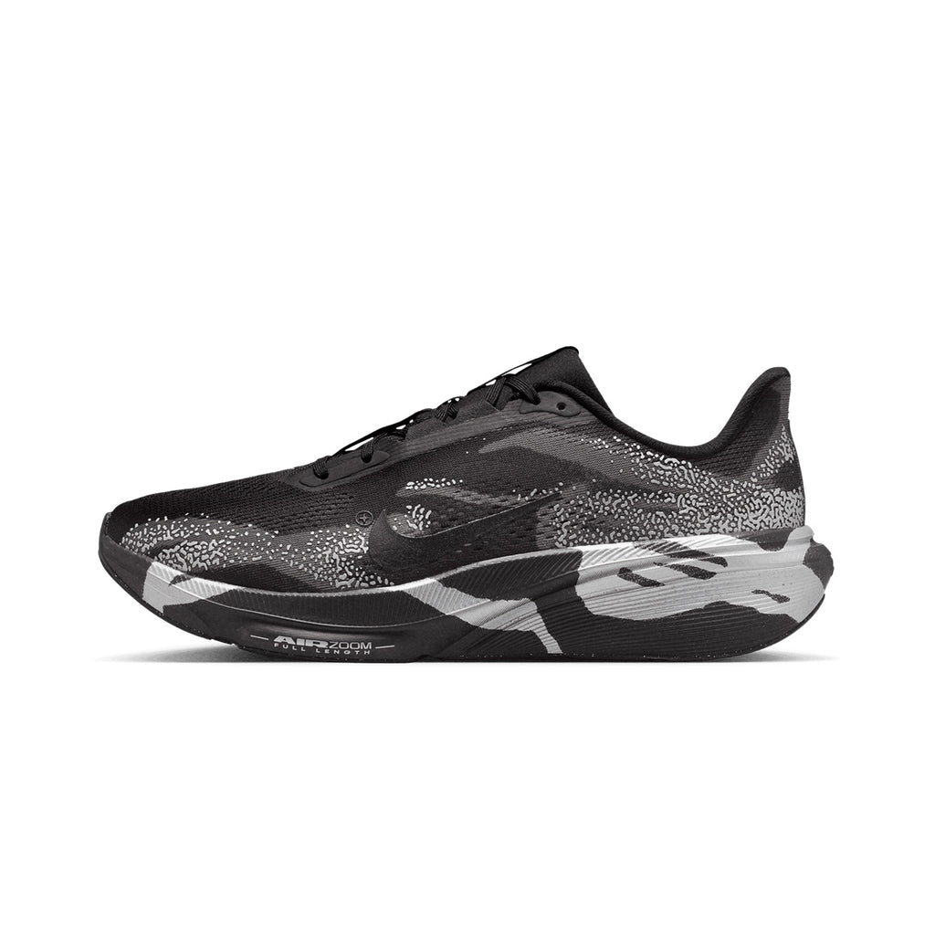 NIKE M AIR ZOOM PEGASUS 42 DSRPT - BLACK/BLACK/MEDIUMASH/METALLICSILVER