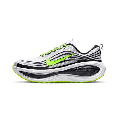 NIKE MEN VOMERO PLUS X DISTANCE - WHITE/METALLICSILVER/BLACK/VOLT