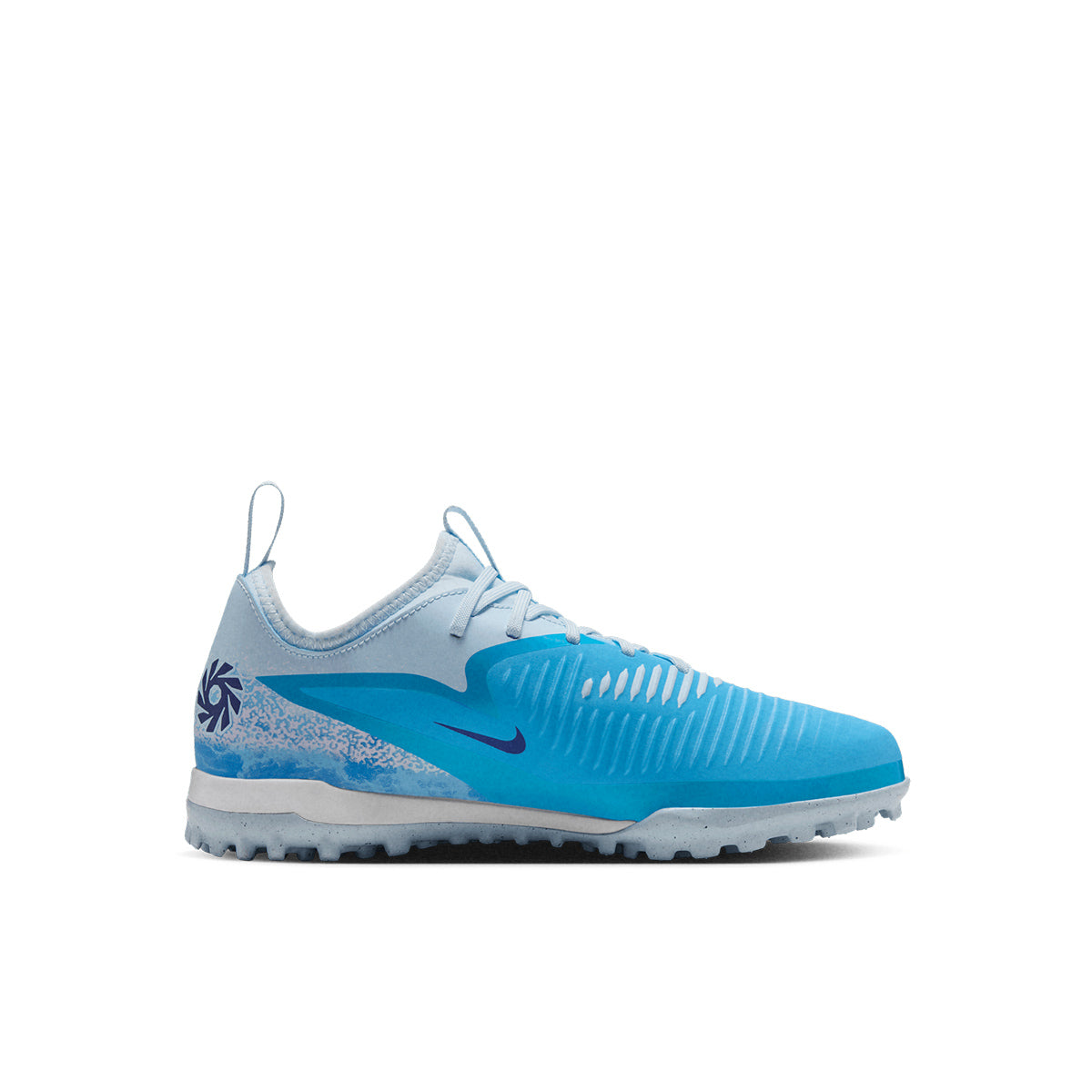 NIKE JR PHANTOM 6 LOW ACADEMY ERLING HAALAND TF - BALTIC BLUE/BLUE ECLIPSE/GLACIER BLUE
