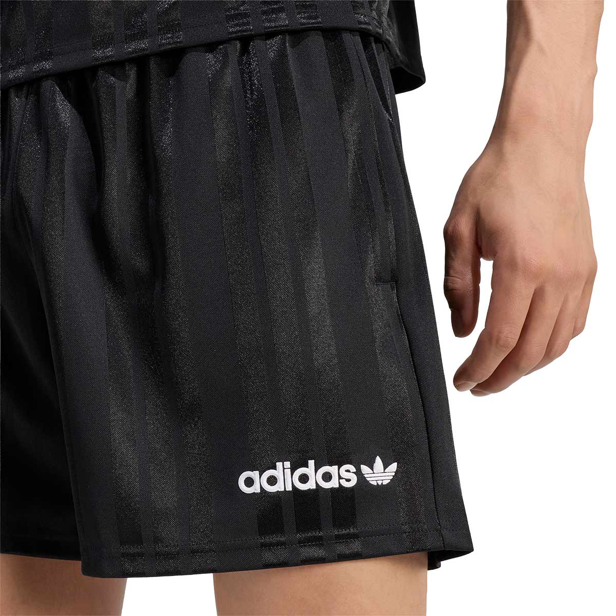 ADIDAS LIVERPOOL EQT SHORTS - BLACK