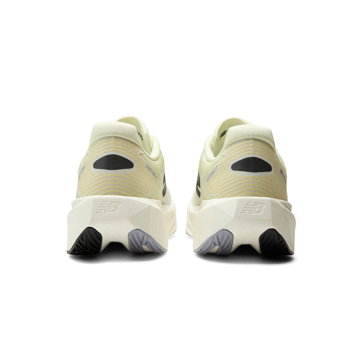 NEW BALANCE MEN FUELCELL REBEL V5 - PISTACHIOBUTTER/DIGITALMIST
