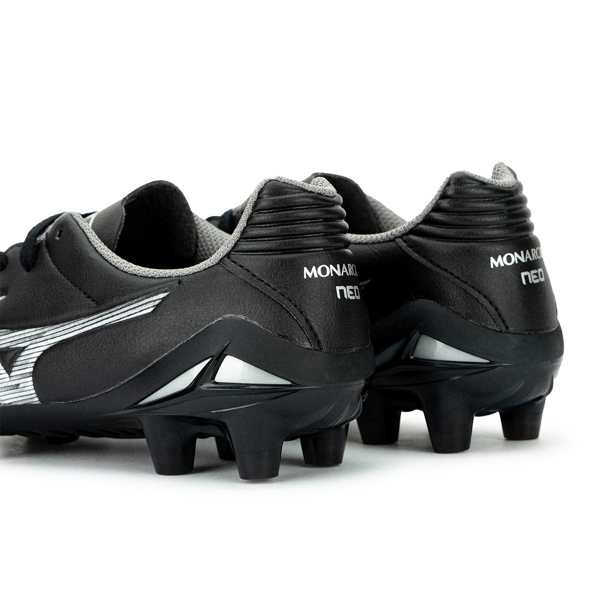 MIZUNO MONARCIDA NEO III PRO JR FG - BLACK/GALAZY SILVER/DARK SHADOW