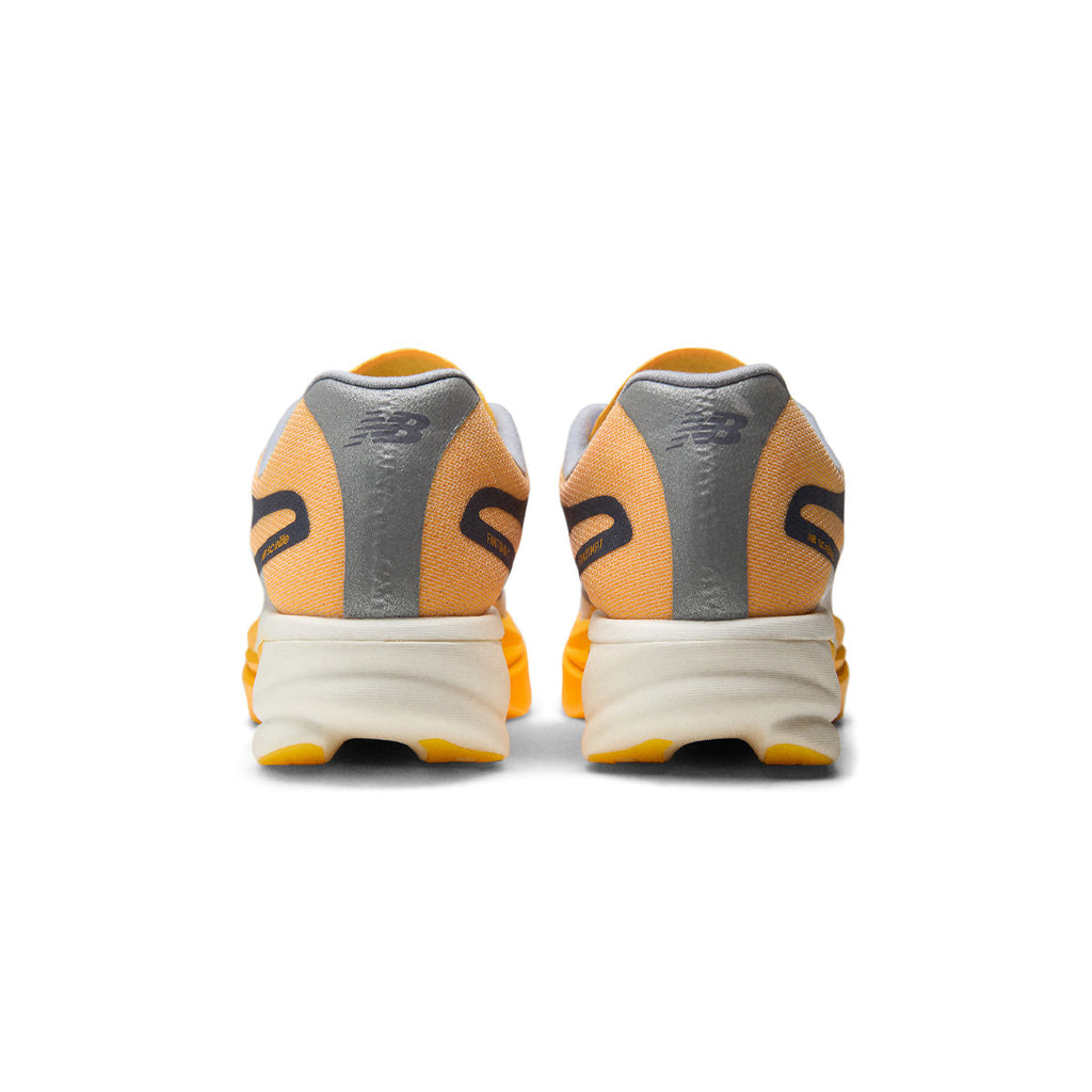 NEW BALANCE MEN SUPERCOMP ELITE V6 - SATSUMAORANGE/DIGITALMIST