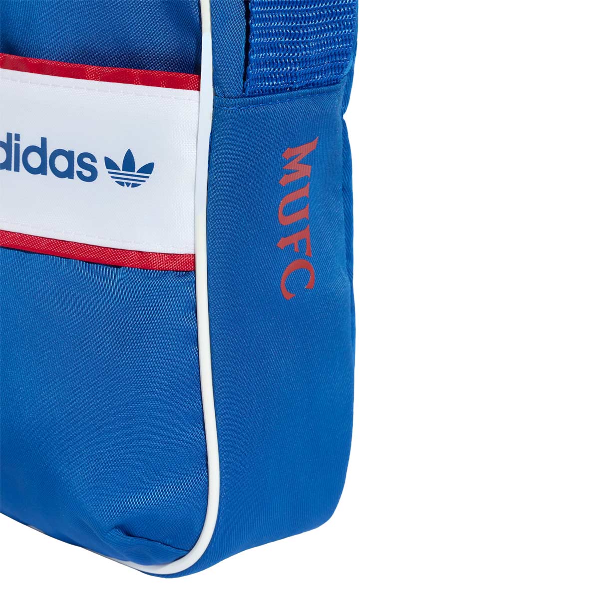 ADIDAS MANCHESTER UNITED 2026/2027 FESTIVAL BAG - TEAM ROYAL BLUE/WHITE