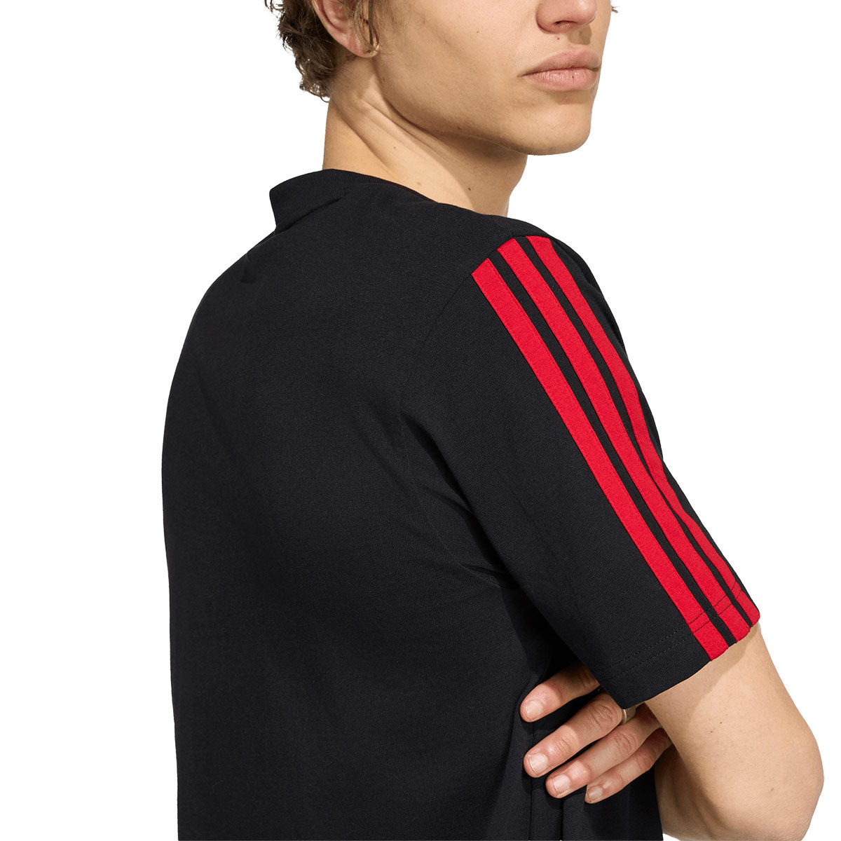 ADIDAS MANCHESTER UNITED DNA TEE - BLACK