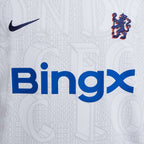 NIKE CHELSEA 2025/2026 ACADEMY PRO SS TOP PRE MATCH - WHITE/PURE PLATINUM/RUSH BLUE