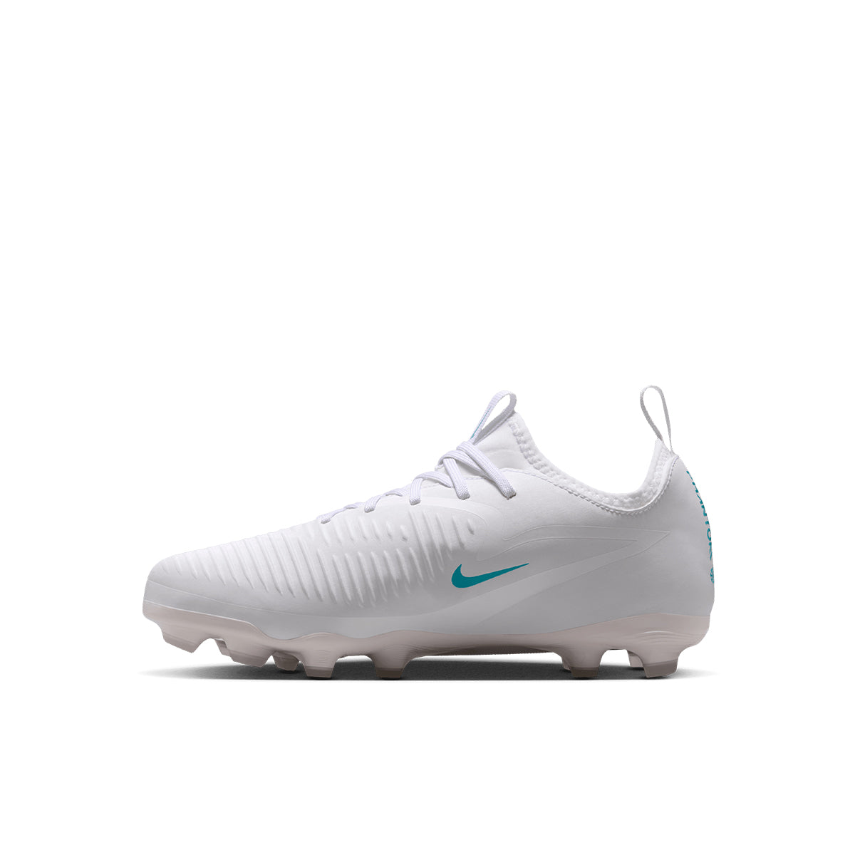 NIKE JR PHANTOM 6 LOW ACADEMY FG/MG - WHITE/DUSTY CACTUS/WHITE