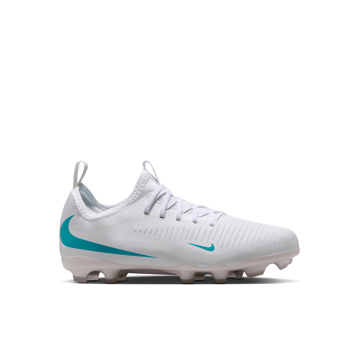 NIKE JR PHANTOM 6 LOW ACADEMY FG/MG - WHITE/DUSTY CACTUS/WHITE