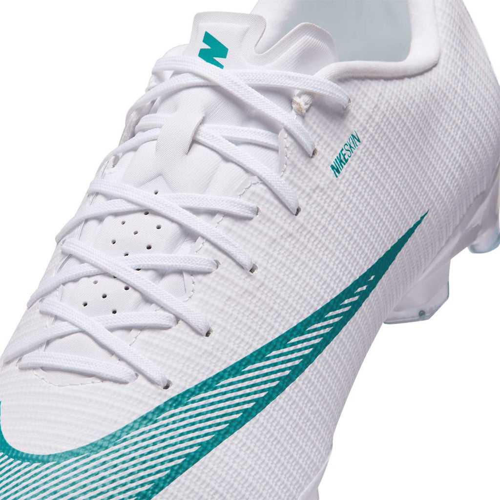 NIKE MERCURIAL VAPOR 17 ACADEMY FG/MG - WHITE/DUSTY CACTUS
