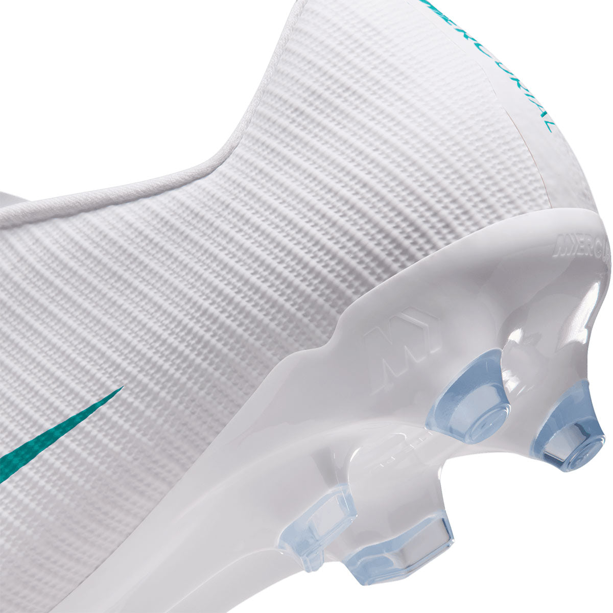 NIKE MERCURIAL VAPOR 17 ACADEMY FG/MG - WHITE/DUSTY CACTUS
