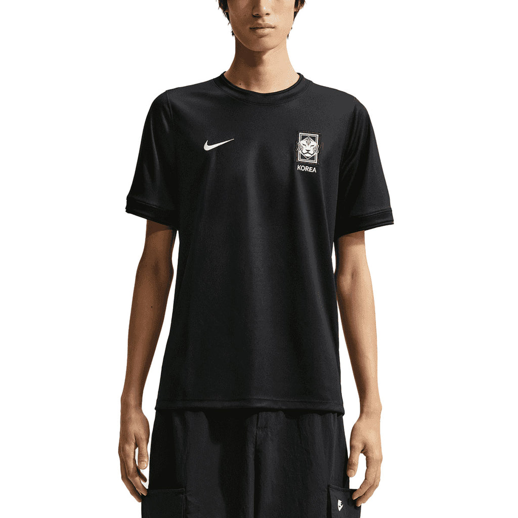 NIKE SOUTH KOREA X PEACEMINUSONE ACADEMY PRO SS TOP PRE MATCH X2 - BLACK/WHITE/WHITE