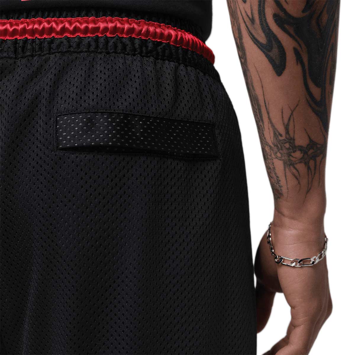 NIKE BRAZIL JORDAN P6 MESH DIAMOND SHORTS - BLACK/UNIVERSITY RED