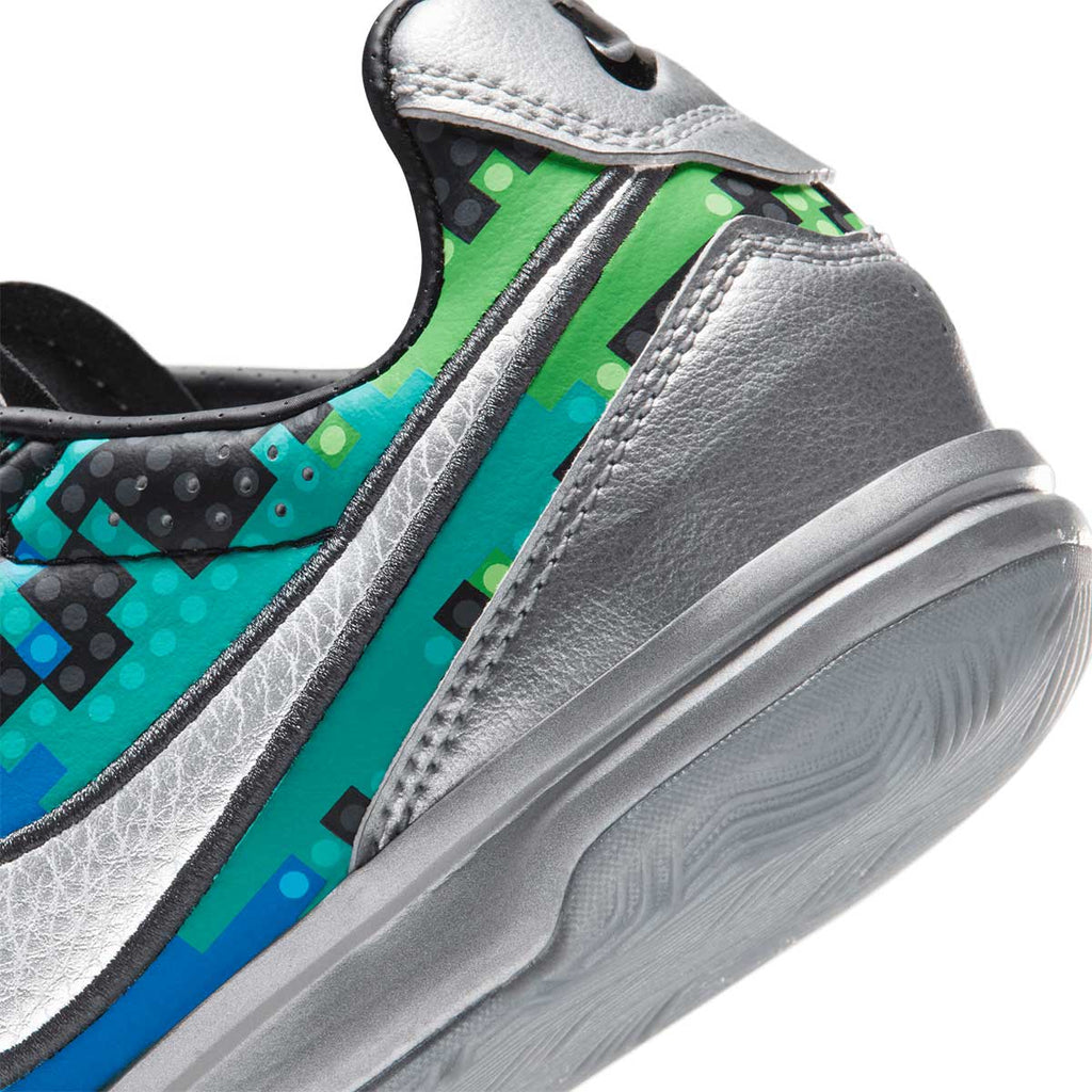 NIKE JR TIEMPO STREETGATO X LEGO IC - METALLIC SILVER/WHITE/GREEN STRIKE/BLACK
