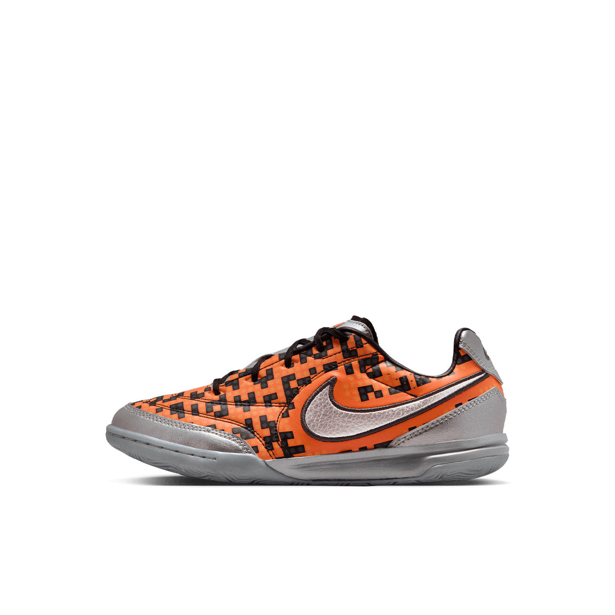 NIKE JR TIEMPO STREETGATO X LEGO IC - METALLIC SILVER/WHITE/SAFETY ORANGE