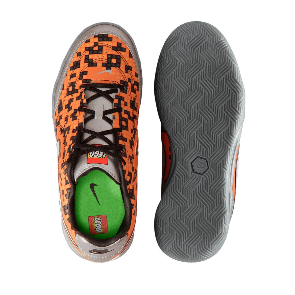 NIKE JR TIEMPO STREETGATO X LEGO IC - METALLIC SILVER/WHITE/SAFETY ORANGE